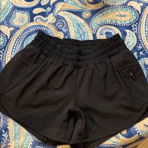 Lulu Lemon Shorty Shorts